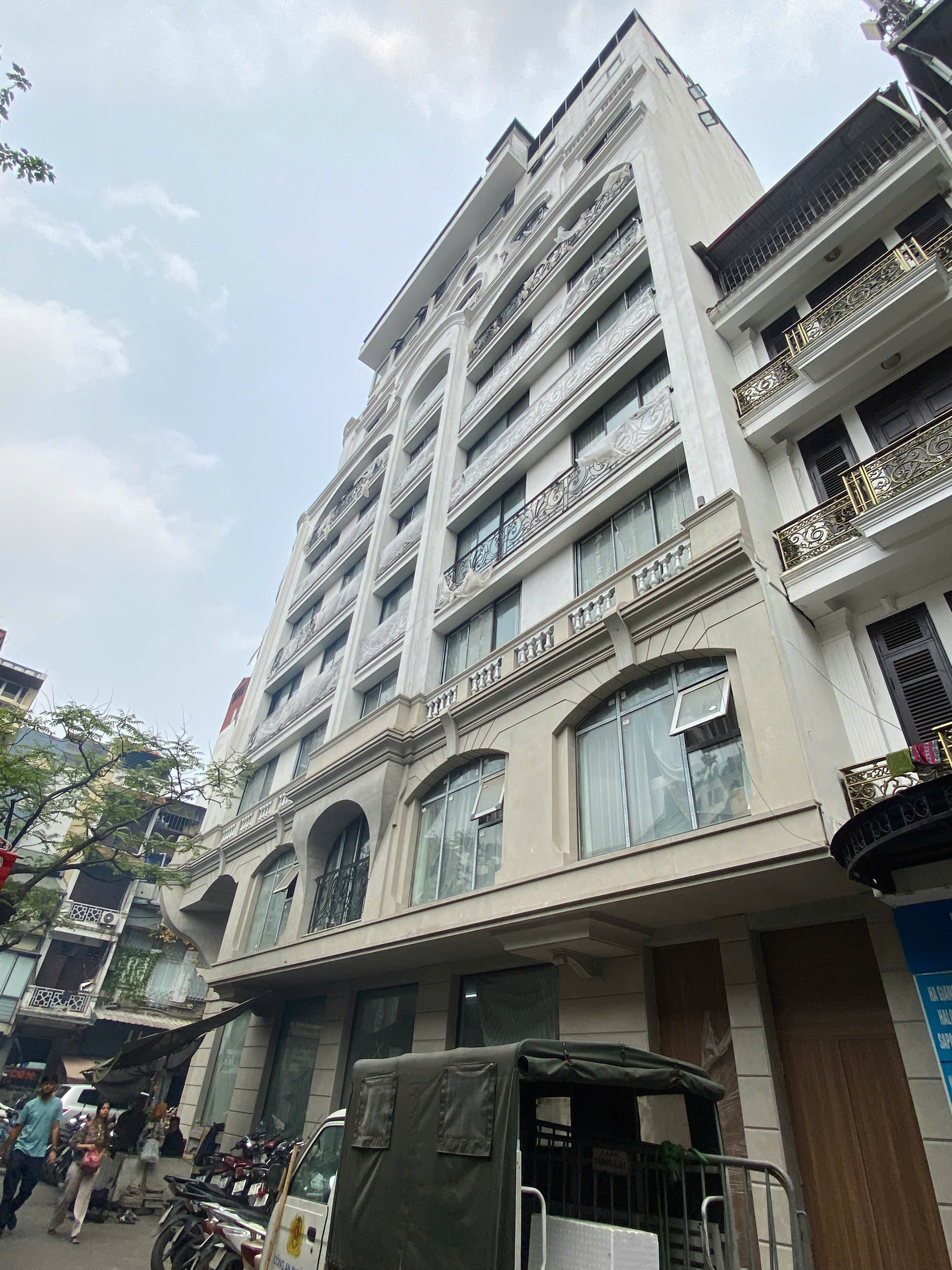 z6472856355878_dedb89bf3e0f09b2ba57df3afffb6ad2